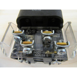 Allen Bradley 800H-FRXTQ12R Push Pull Switch W800T-XA1 - New No Box