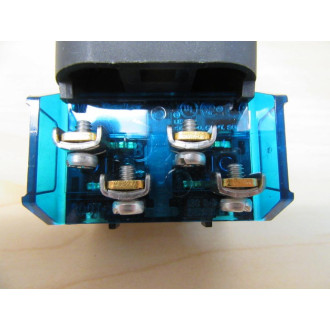 Allen Bradley 800T-FXJ6AV Push Pull Switch