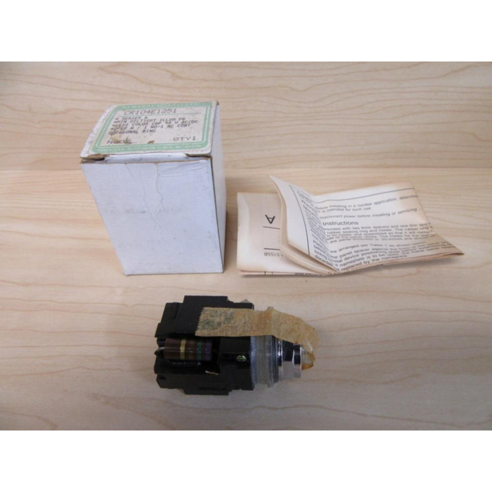 General Electric CR104E1251 Push Button Switch