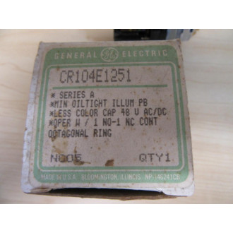 General Electric CR104E1251 Push Button Switch
