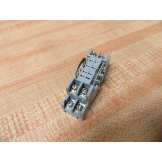IDEC SY2S-05 Relay Socket SY2S05 W Clips (Pack of 2) - Used