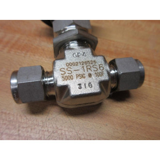 Swagelok SS-1RS6 Stainless Steel Needle Valve SS1RS6 - New No Box