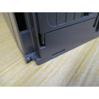 Siemens 6SE9216-8BB40 Micromaster Drive 6SE92168BB40 Chipped Lower Mount - Used