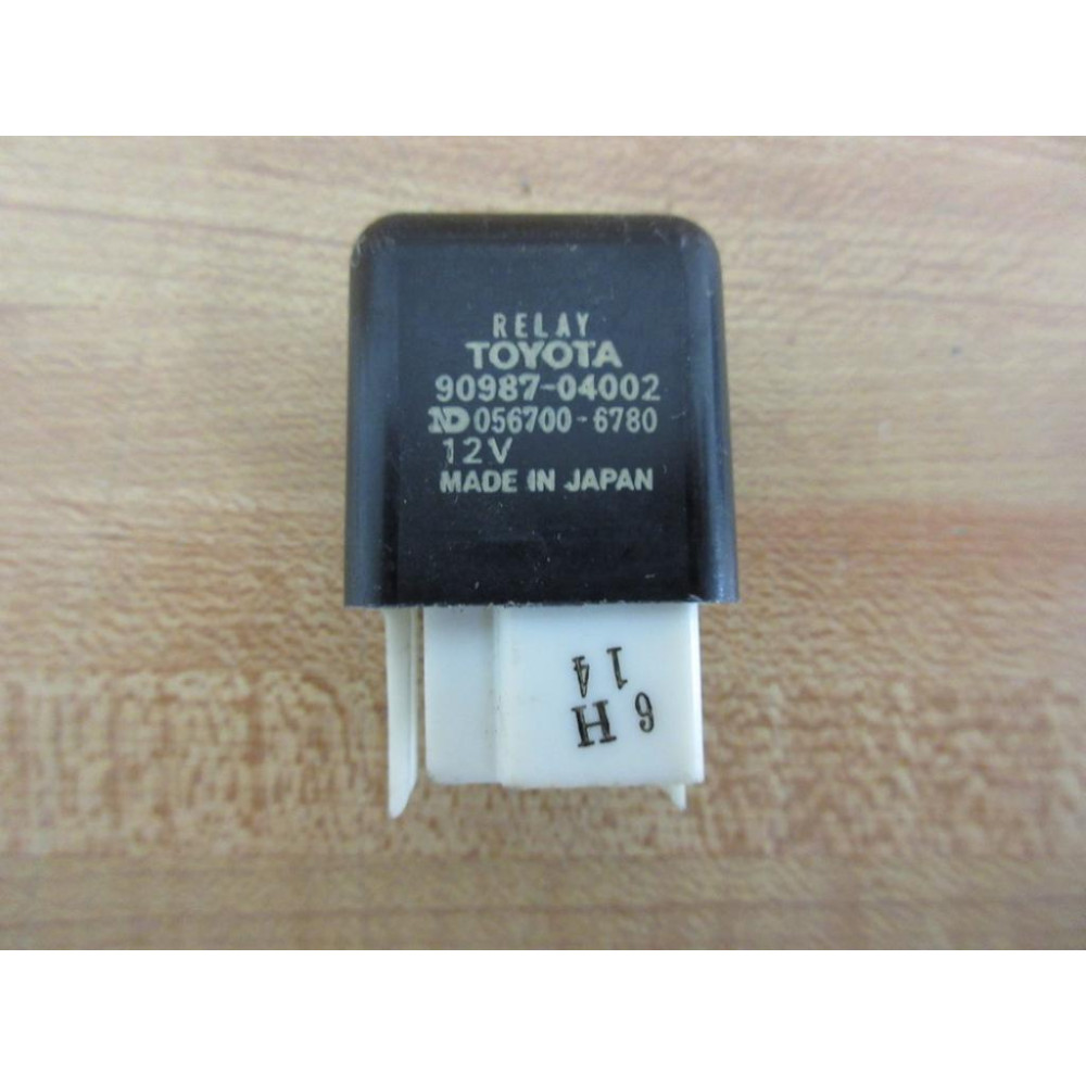 Toyota 90987-04002 Relay 9098704002 - Used