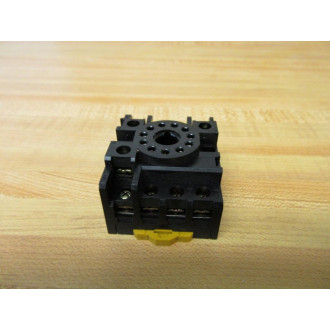 Cutler Hammer D3PA3 Relay Socket - Used