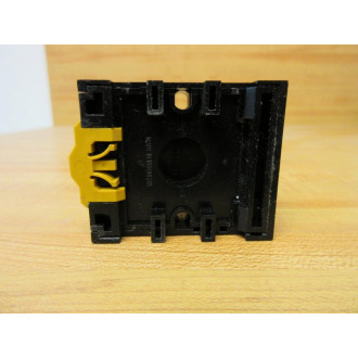 Cutler Hammer D3PA3 Relay Socket - Used