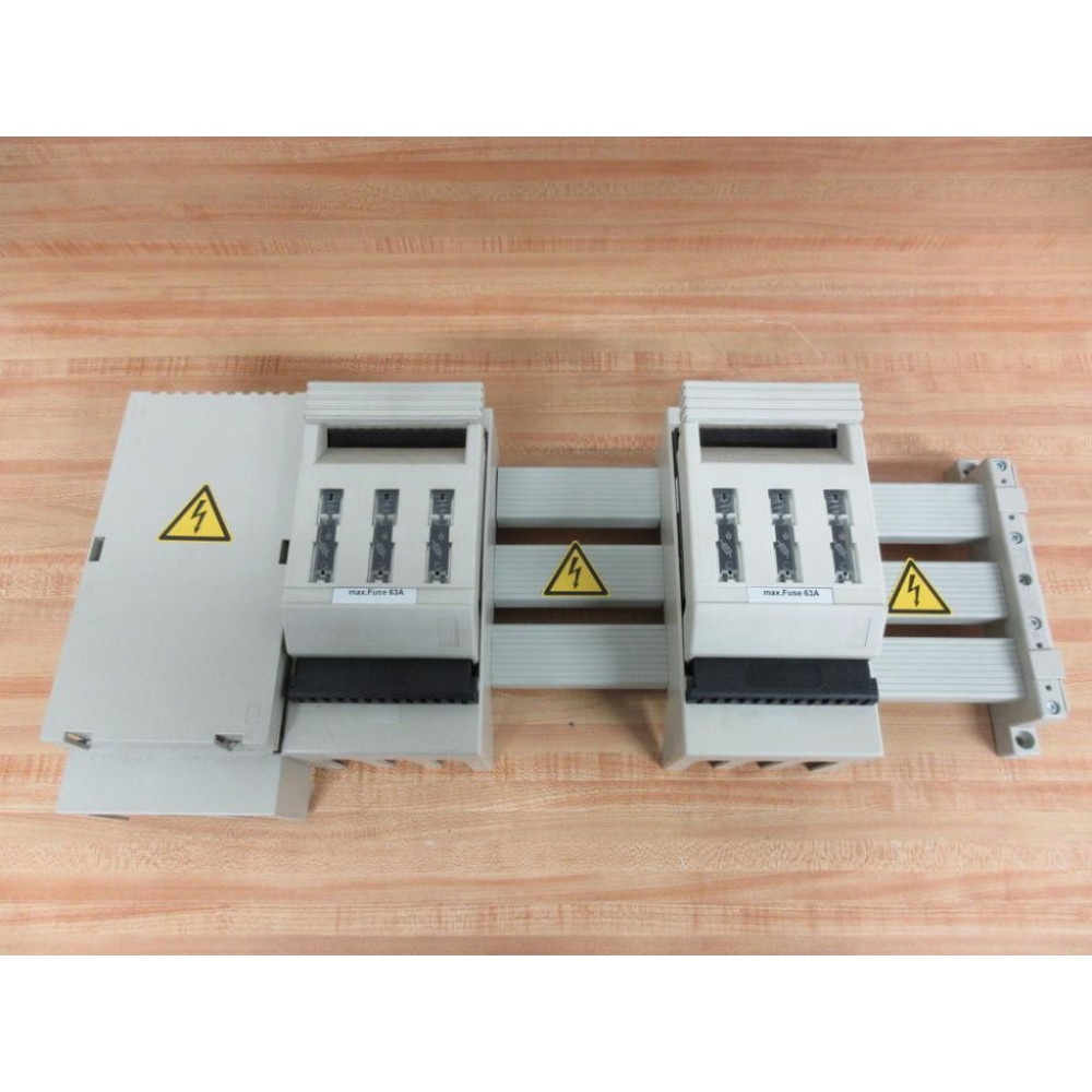 Rittal VDE-063621 Fuse Holder VDE063621 2 Fuse Holders - Used