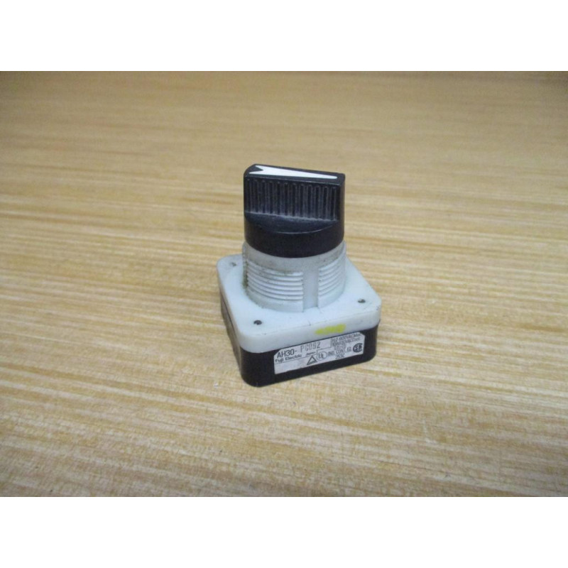 Fuji Electric AH30-PC092 Selector Switch AH30PC092 - Used