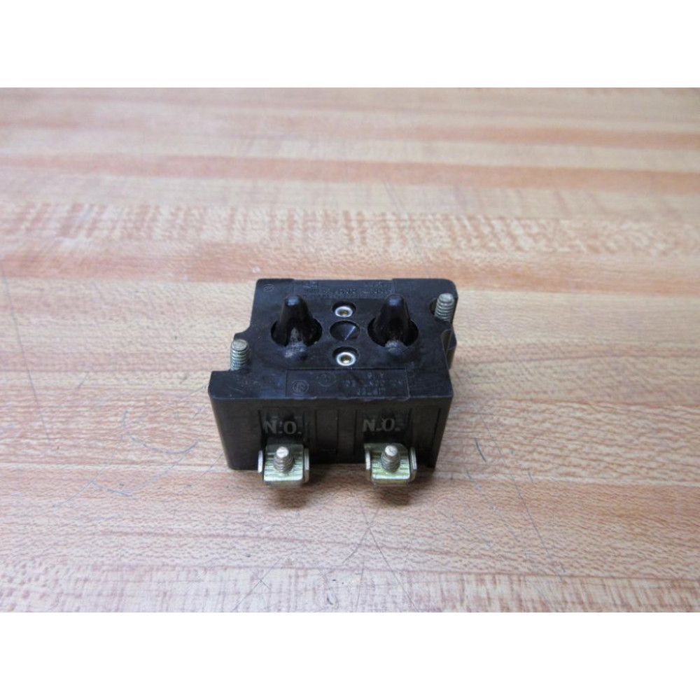 Cutler Hammer 10250T Eaton Contact Block 4 N.O. - Used