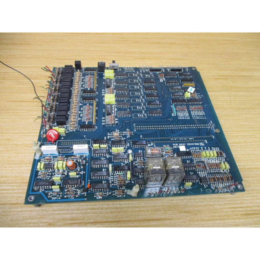 Solid State Devices 2C0103P000 Circuit Board 2D0050A Damaged Capacitor - Parts Only