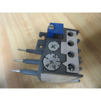 ABB TA25-DU Overload Relay TA25DU 3.5A-5A - Used
