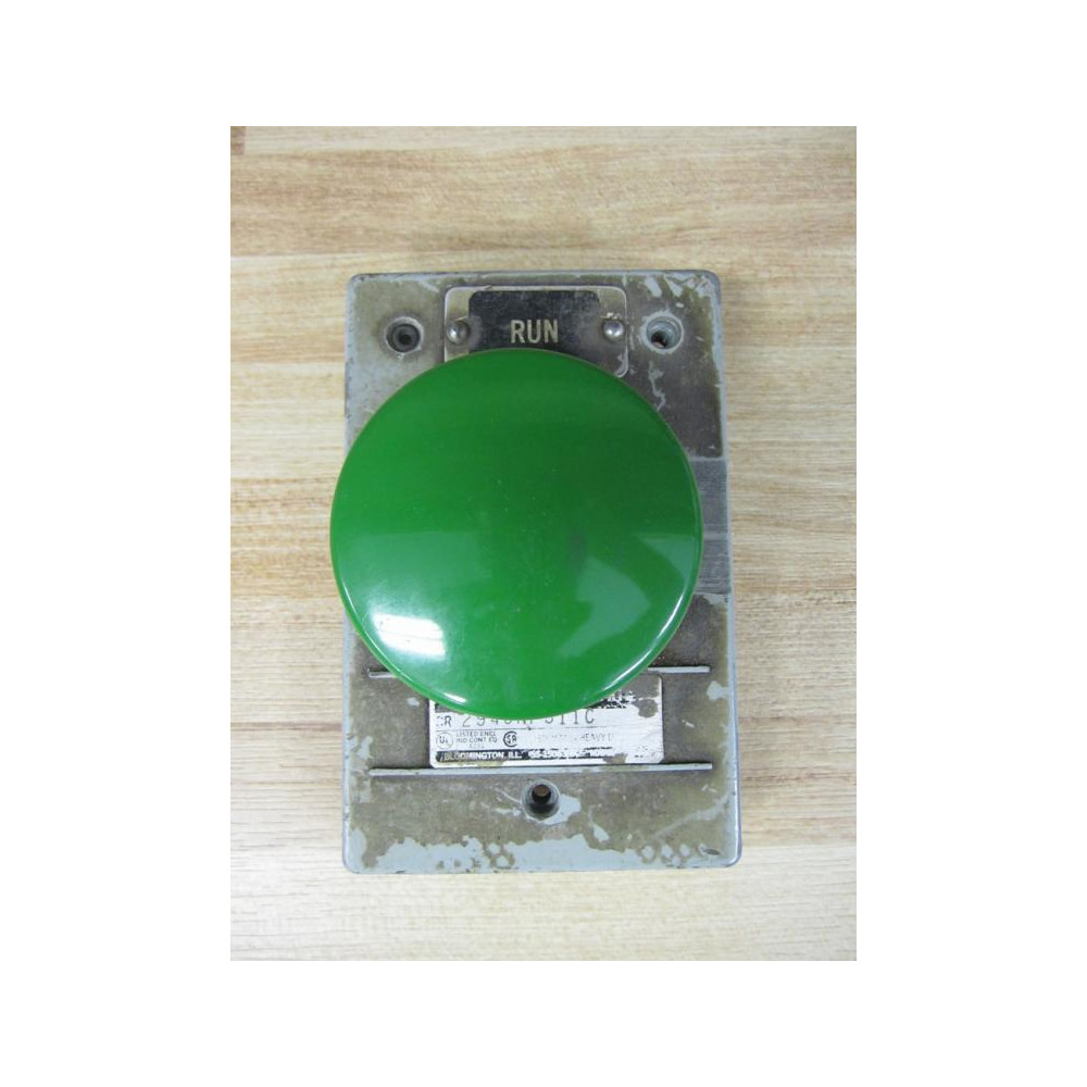 GE General Electric CR2940NP311M Pushbutton Green - Used