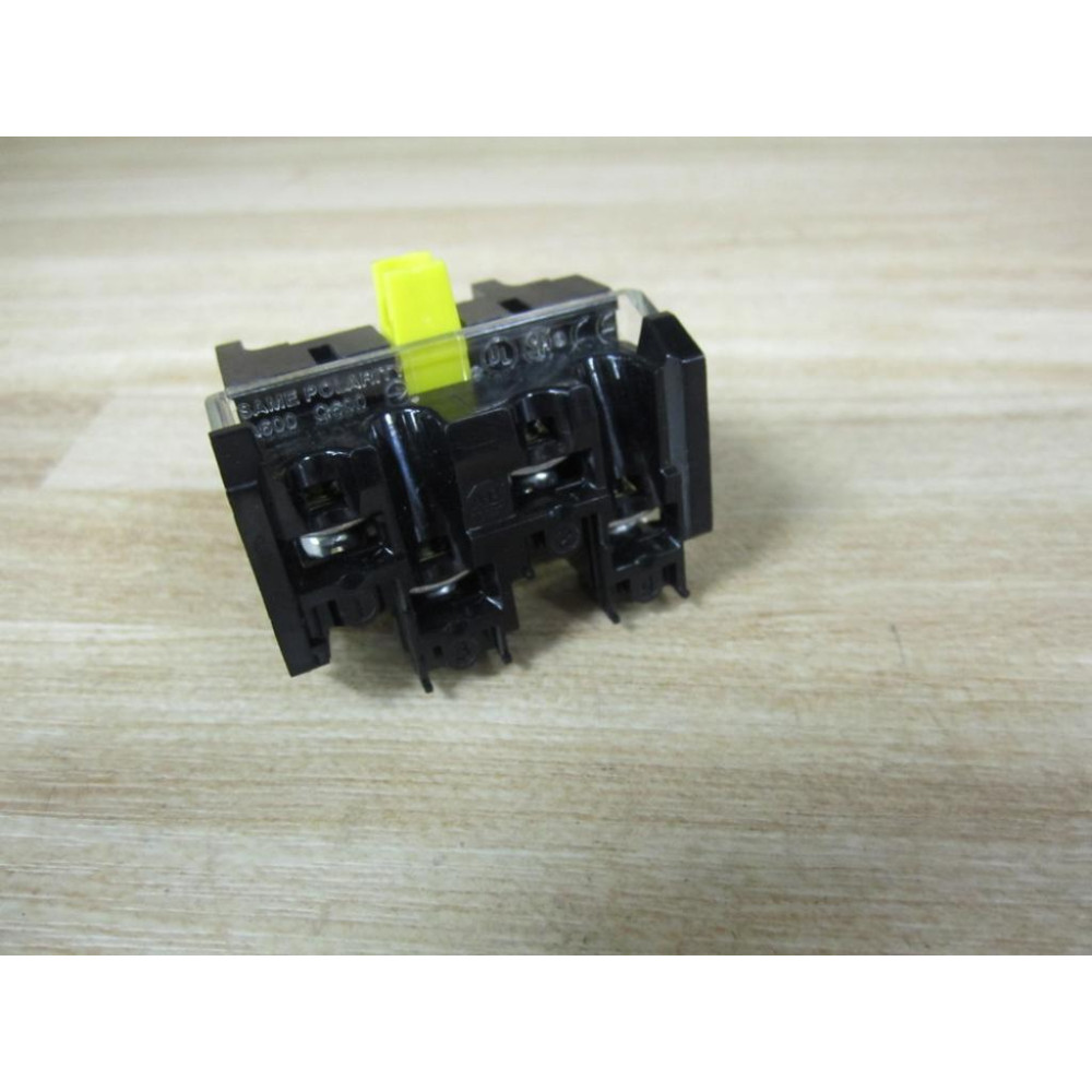 Allen Bradley 800TC-XA Contact Block WYellow Clip - New No Box