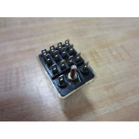 Allen Bradley 700-HC24A1-4 120V AC Relay 700-HC24A1-4 120VAC - Series A ...