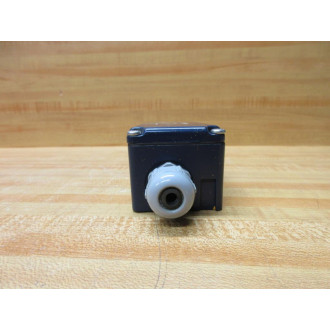 Schmersal BN 20-RZ-574 Magnetic Sensor 1057024 WConnector - Used