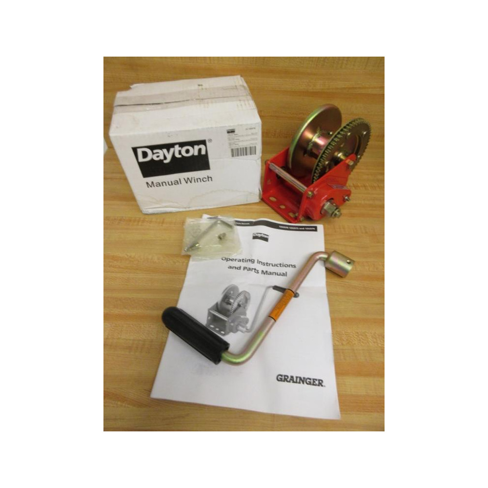 Dayton 12U379 Manual Winch