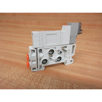SMC SY3140-5LOZD Solenoid Valve SY31405LOZD - Used