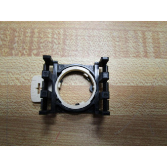 Cutler Hammer E22EB2 Operator Pushbutton E22EB2B