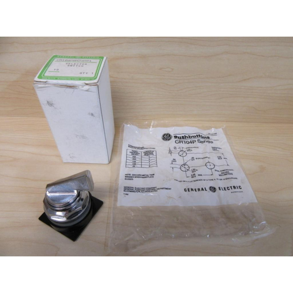 General Electric CR104PSM74A91 Selector Switch WO Contact Block