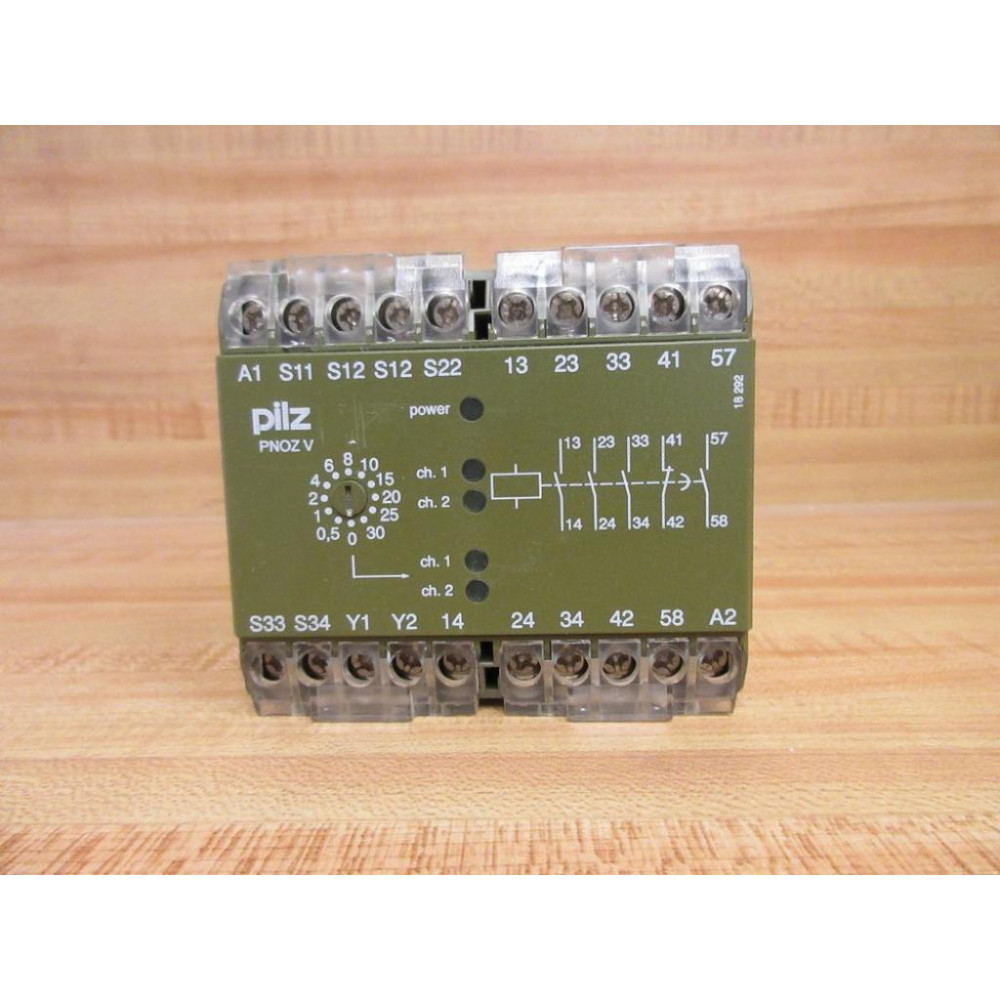 Pilz PNOZ V 30S 24 VDC 47490 Safety Relay PNOZV30S24VDC47490 WO Mounting Tab