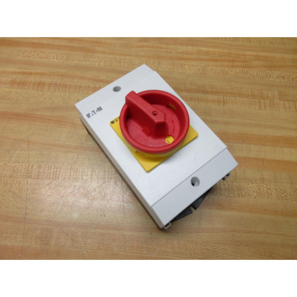 Moeller PC-GF20-FR Safety Switch Enclosure PCGF20FR WP1-32SP1-032 - Used