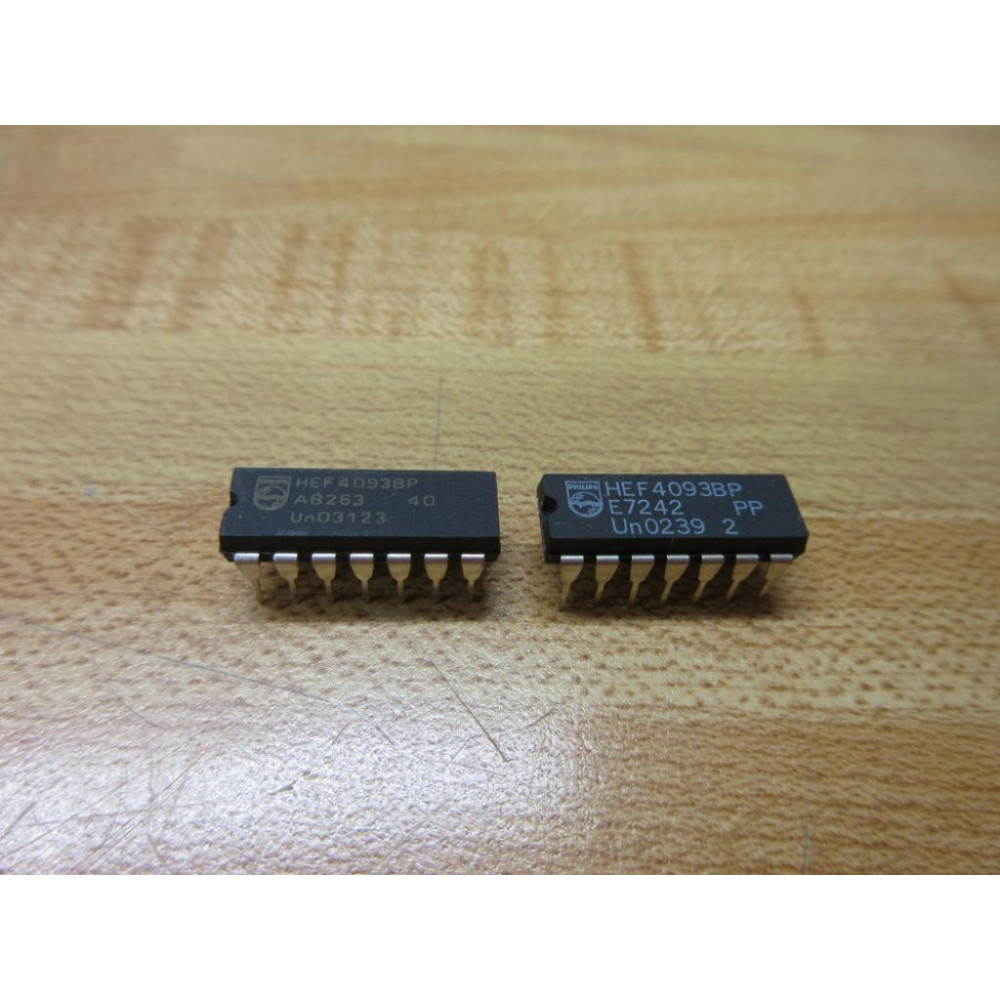 Philips HEF4093BP Semiconductor (Pack of 2) - New No Box