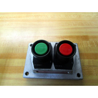 Cooper Crouse Hinds EDSC215 Face Plate Push Button - New No Box