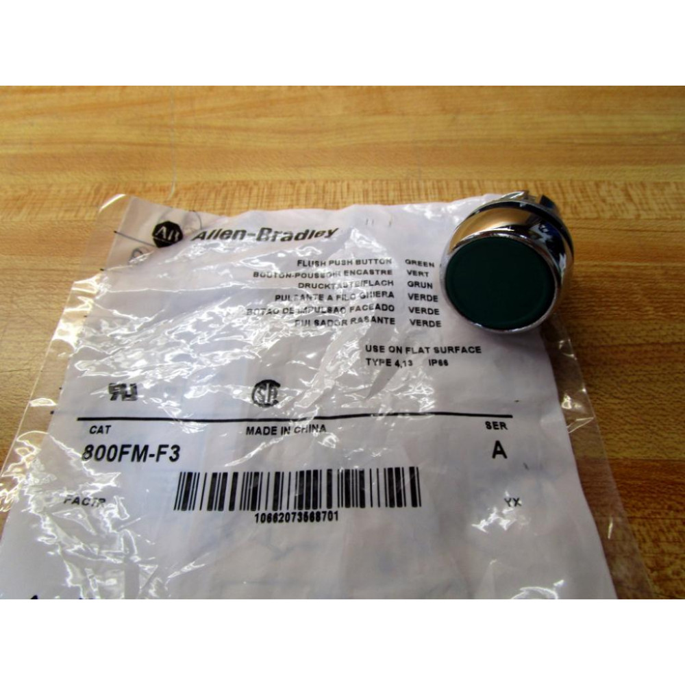 Allen Bradley 800FM-F3 Green Flush Pushbutton 800FMF3