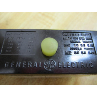 General Electric CR115B2 Snap Switch CR11582