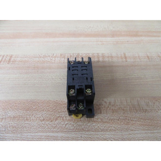 Omron PTF08A Relay Socket - New No Box