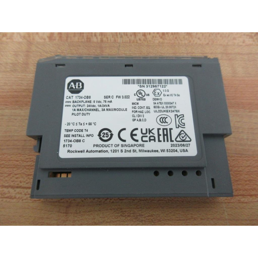 Allen Bradley 1734-OB8 PLC Controller 1734OB8 Mounted - New No Box