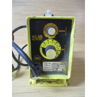 LMI Milton Roy P141-158S Chemical Metering Pump P141158S Chipped Corners - Used