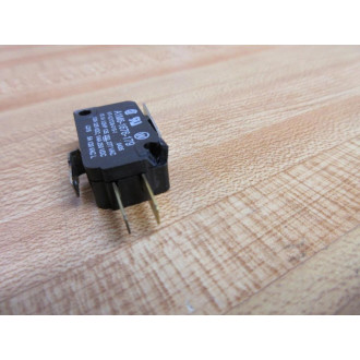Honeywell V7-1C17D8-015-1 Miniature Switch A1M6-1676-179 Chipped - Used