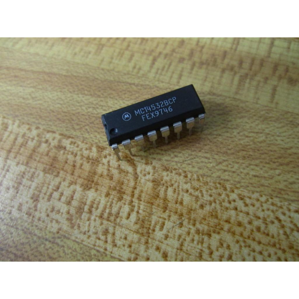Motorola MC14532BCP Integrated Circuit (Pack of 11)