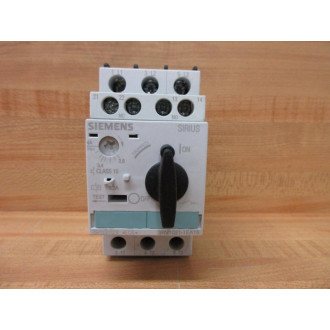 Siemens 3RV1021-1EA15 Circuit Breaker 3RV10211EA15 W 3RV1901-1E - Used