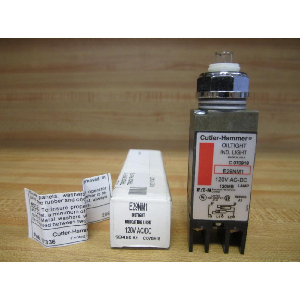 Cutler Hammer E29NM1 Eaton Oil Tight Indicating Light Series A1