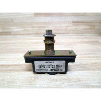 Square D 9007-AO2 Limit Switch 9007-A02 9007-AO-2 WPlunger - Used