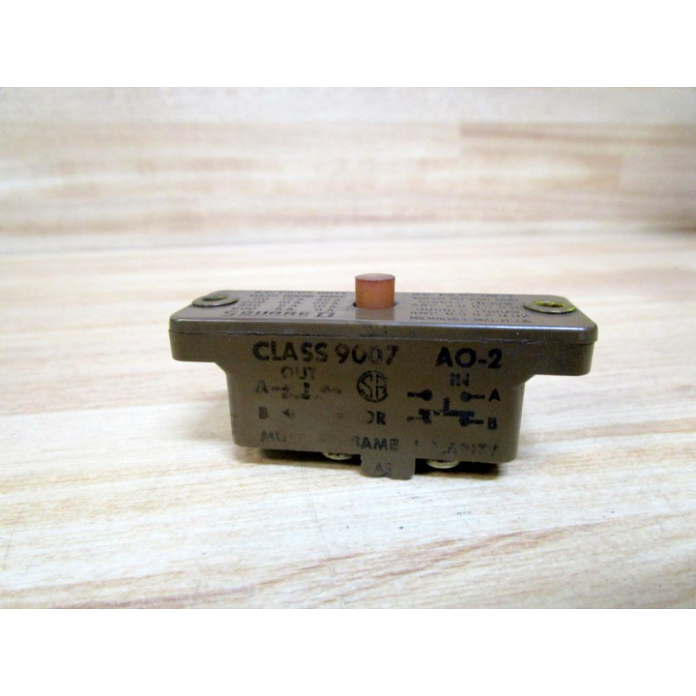 Square D 9007-AO2 Limit Switch 9007-A02 9007-AO-2 Tan - Used