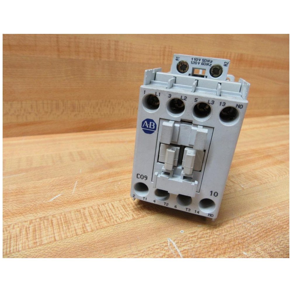 Allen Bradley 100-C09D10 Contactor 100-C09*10 Ser A - Used