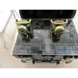 Allen Bradley 800T-FXJ2D4 Push Pull Switch - Used