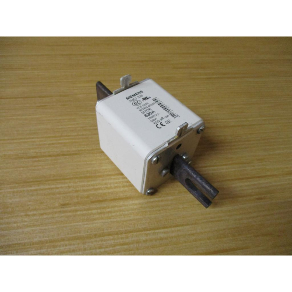 Siemens 3NE3 336 Sentron Sitor Fuse Link 630A - Used