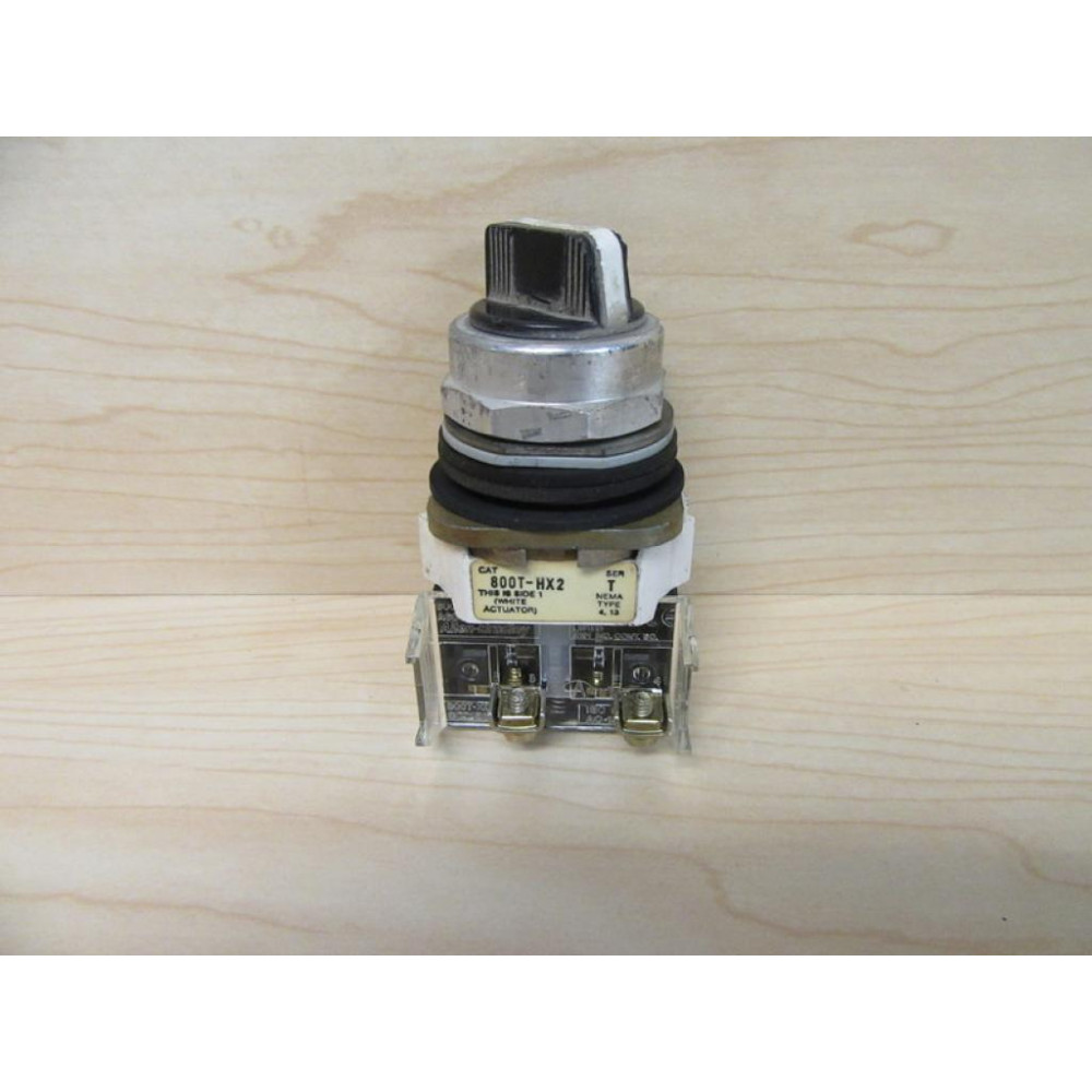 Allen Bradley 800T-HX2 Selector Switch 800THX2 - Used