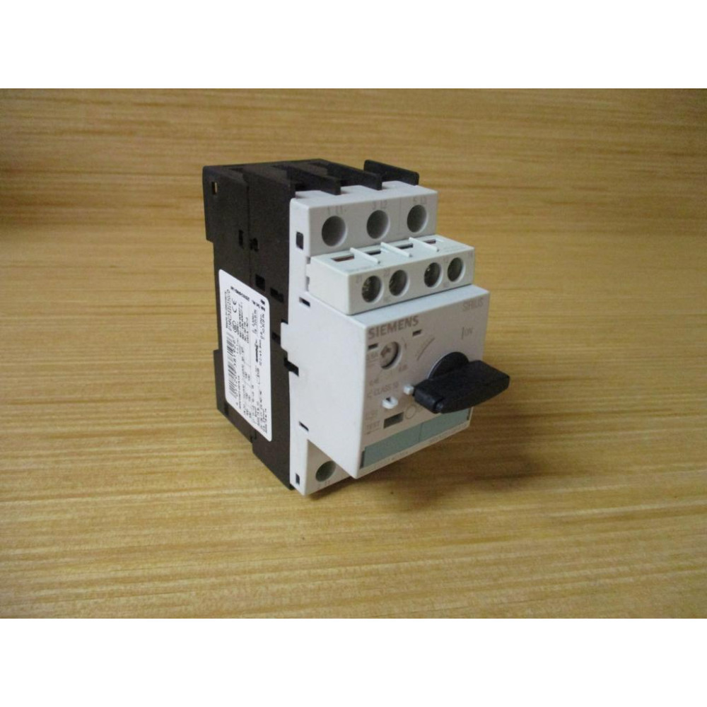 Siemens 3RV1021-0FA15 Circuit Breaker 3RV10210FA15 WRV1901-1E - New No Box