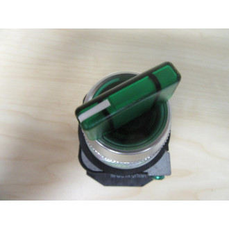 Allen Bradley 800TC-16HG2KB6AX Selector Switch