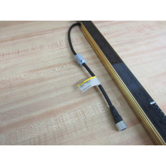 Omron F3SJ-A0445P30-D Safety Light F3SJA0445P30D With F39-JJR3W-D - New No Box