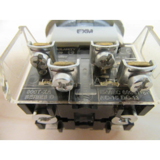 Allen Bradley 800T-N2KN4B Selector Switch