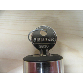 Siemens 3SB3 500-4DD01 Switch 3 Position 3SB35004DD01 wBase & Clip - New No Box