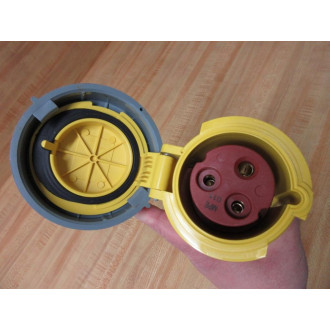 Mennekes ME 330C4W Connector ME330C4W - Used