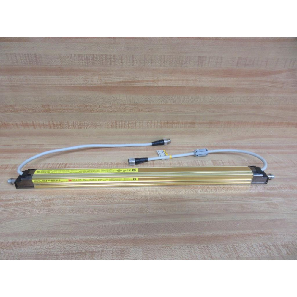 Omron F3SJ-A0445P30-L Safety Light F3SJA0445P30L With F39-JJREW-L - New No Box