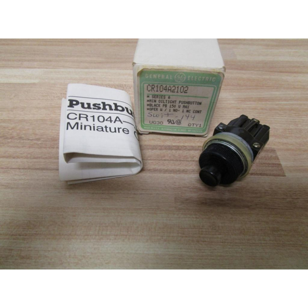 General Electric CR104A2102 Pushbutton Series A